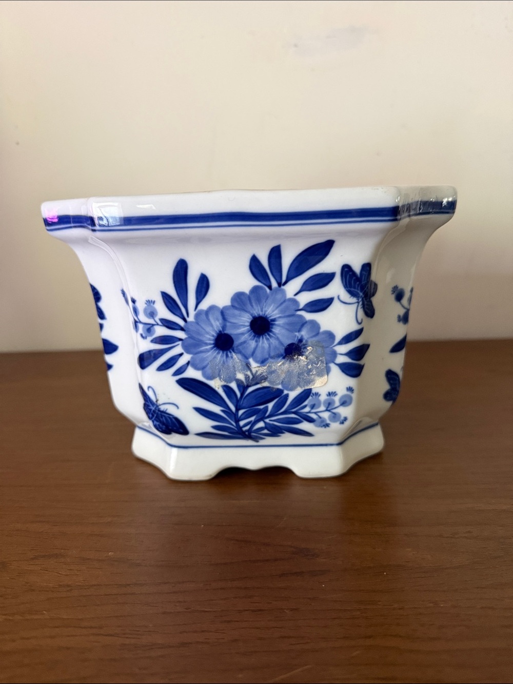 VTG  Chinoiserie Blue & White Chinoiserie Footed Pot Planter